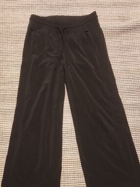 Athleta Black Pull-On Wide Leg Pants